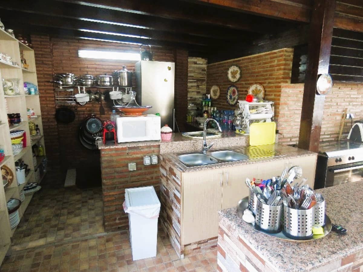 4 soveværelse Semi-Rækkehus til salg i Marbella med swimmingpool garage - € 2.300.000 (Ref: 9164277)