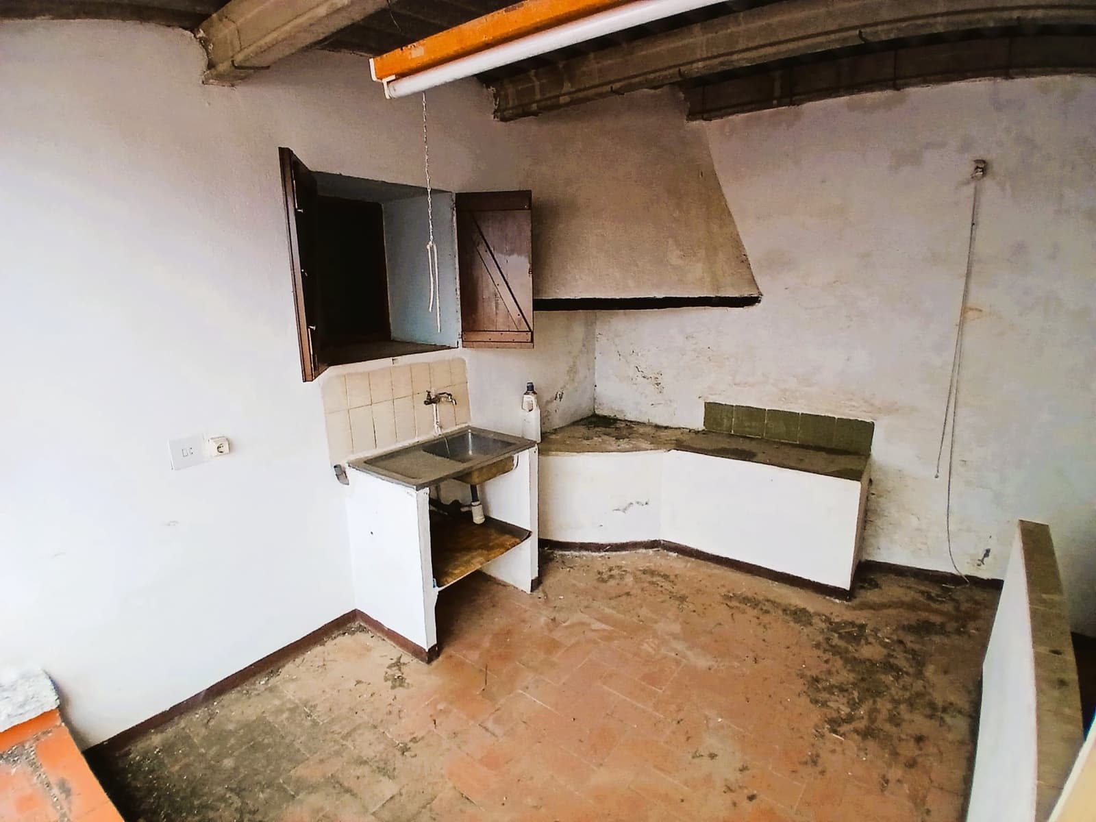 3 makuuhuone Omakotitalo myytävänä paikassa Les Coves de Vinroma mukana 
autotalli - 38 000 € (Ref: 9203462)