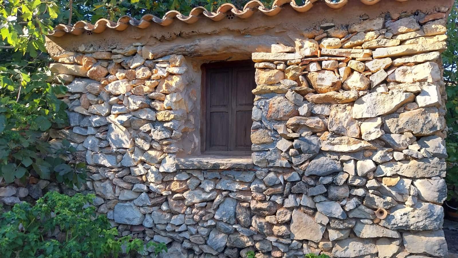 4 slaapkamer Finca/Landhuis te koop in Les Coves de Vinroma met garage - € 220.000 (Ref: 9383189)