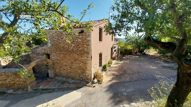 4 slaapkamer Finca/Landhuis te koop in Les Coves de Vinromà met garage - € 220.000 (Ref: 9383189)