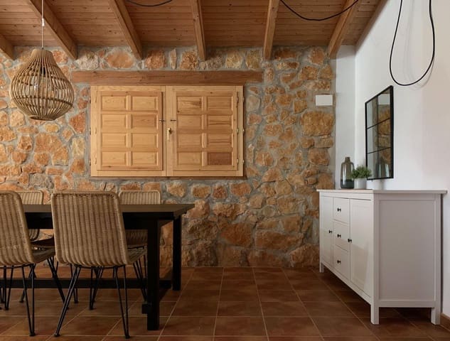 4 bedroom Guesthouse/B & B for sale in Les Coves de Vinromà with pool garage - € 400,000 (Ref: 9388636)