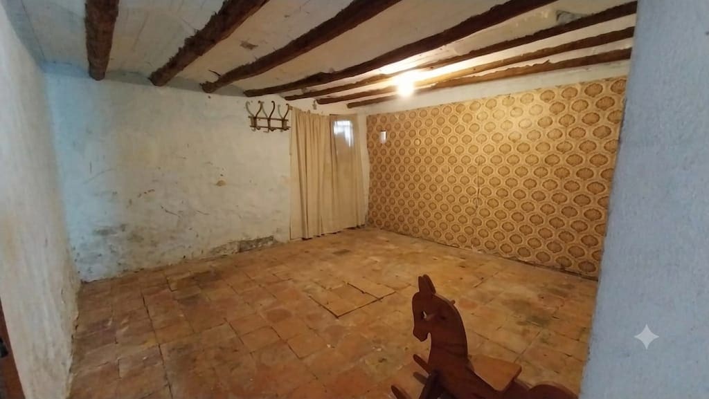Finca/Casa Rural de 4 habitaciones en Les Coves de Vinromà en venta con garaje - 49.000 € (Ref: 9392016)