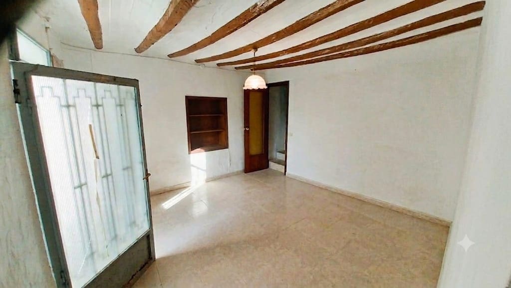 Finca/Casa Rural de 4 habitaciones en Les Coves de Vinromà en venta con garaje - 49.000 € (Ref: 9392016)