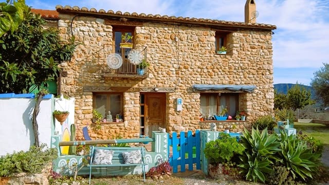 3 bedroom Townhouse for sale in Les Coves de Vinromà with garage - € 115,000 (Ref: 9412893)