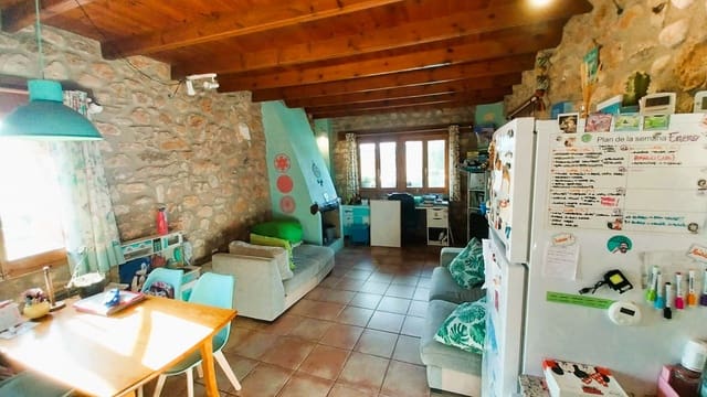 9 soverom Finca/Herregård til salgs i Les Coves de Vinromà med garasje - € 320 000 (Ref: 9519371)