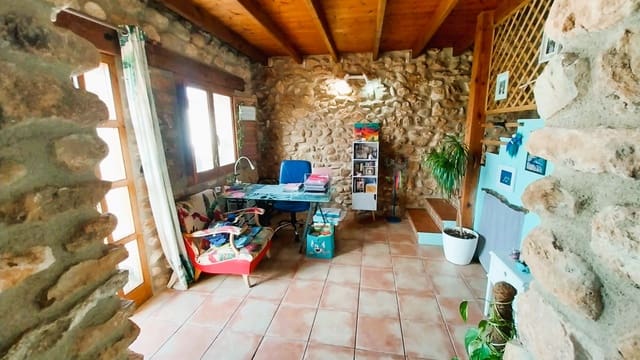 9 soverom Finca/Herregård til salgs i Les Coves de Vinromà med garasje - € 320 000 (Ref: 9519371)