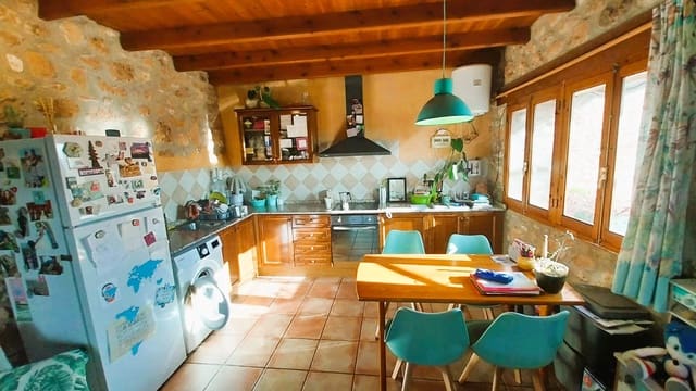 9 soverom Finca/Herregård til salgs i Les Coves de Vinromà med garasje - € 320 000 (Ref: 9519371)