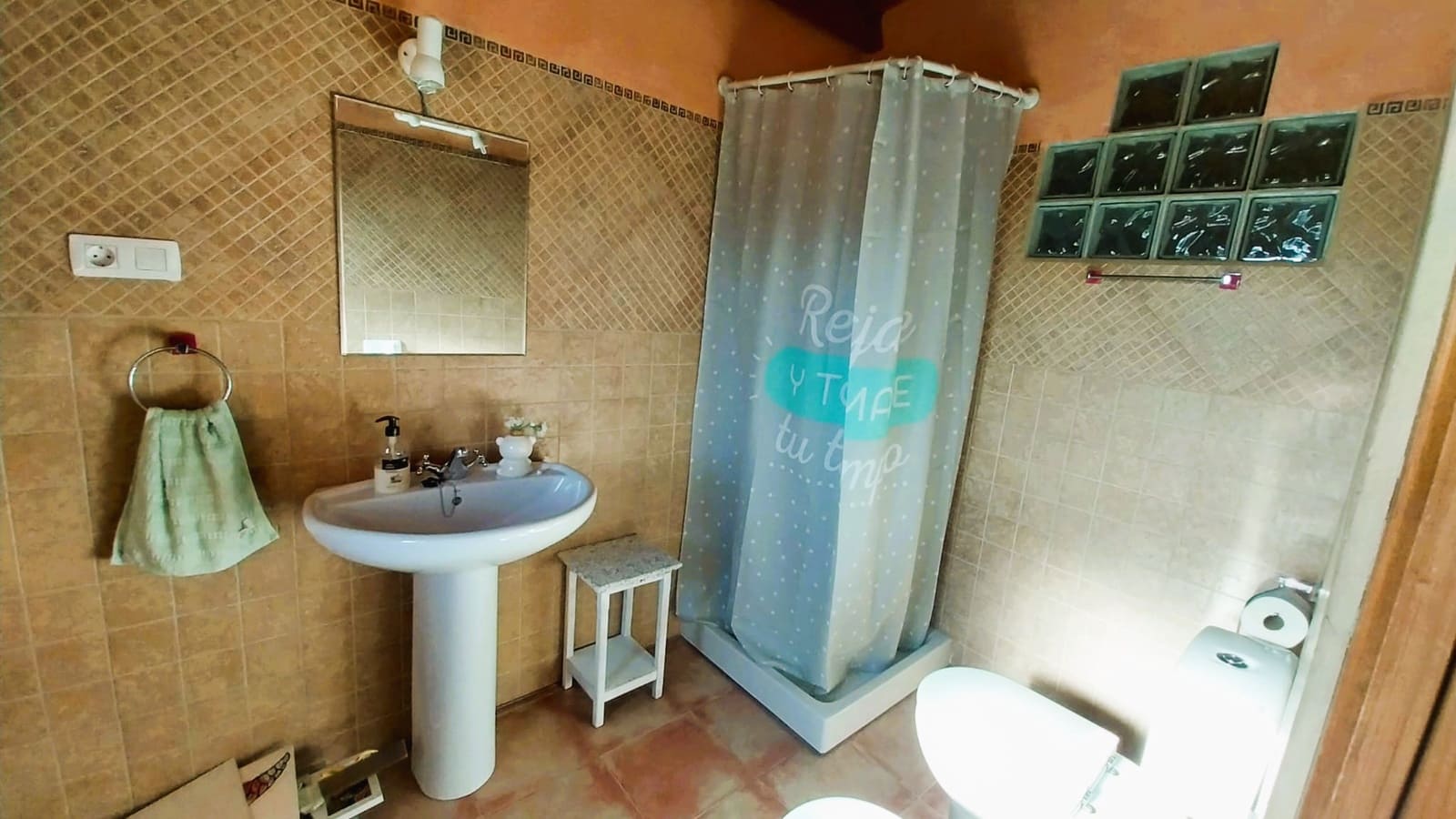 9 bedroom Business for sale in Les Coves de Vinroma with garage - € 320,000 (Ref: 9520963)