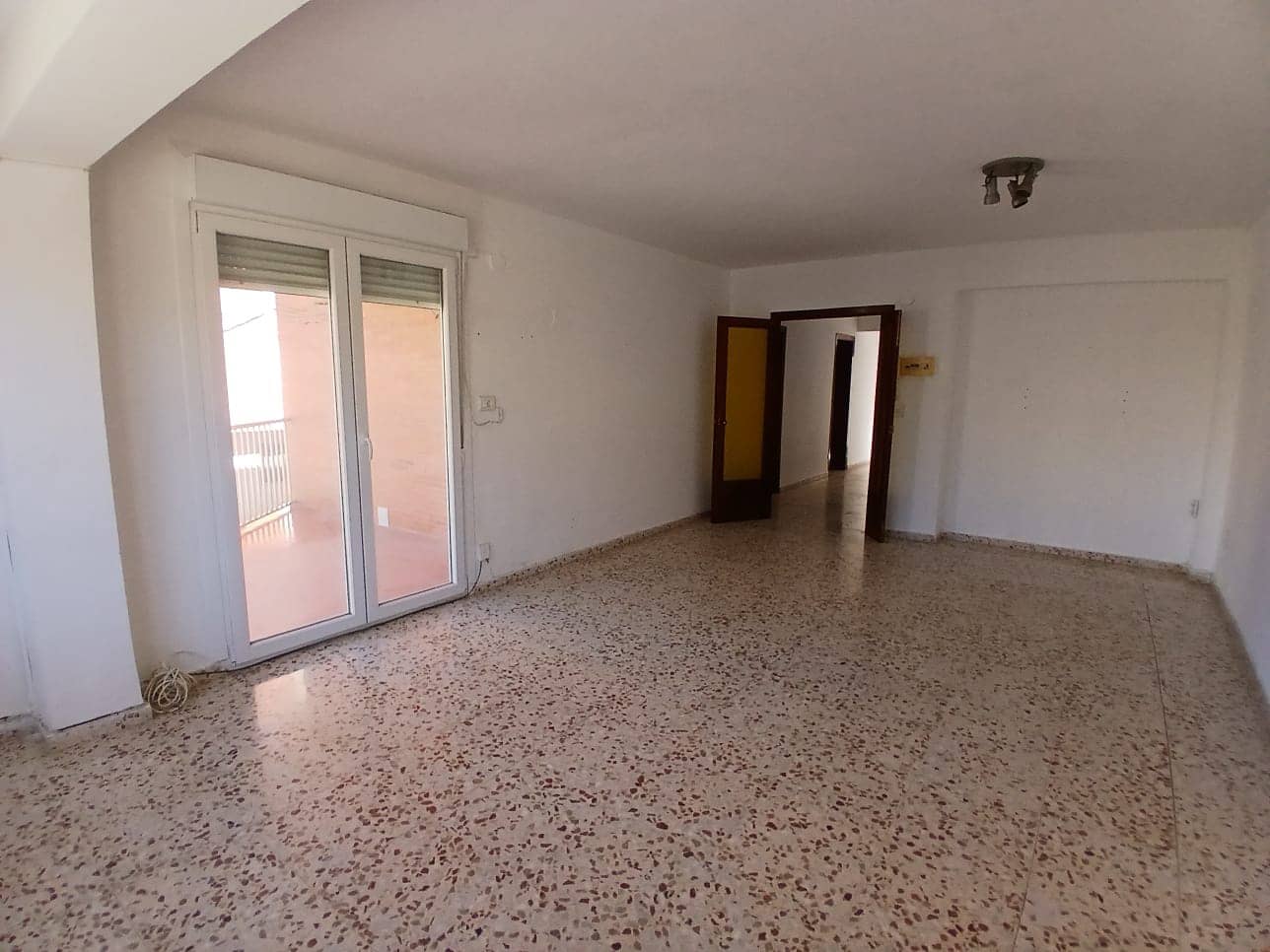 5 bedroom Apartment for sale in Les Coves de Vinroma with garage - € 99,000 (Ref: 9562994)