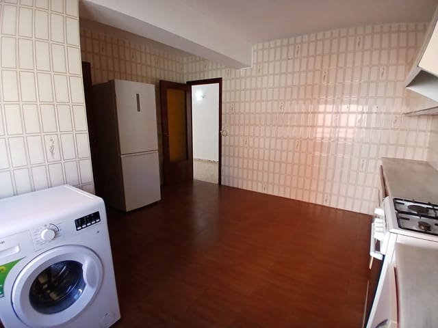 Apartamento de 10 habitaciones en Les Coves de Vinromà en venta con garaje - 198.000 € (Ref: 9563703)