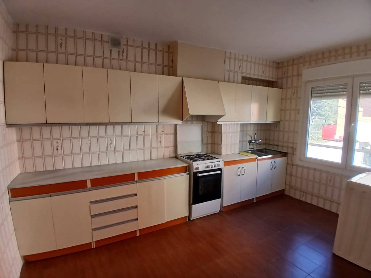 10 bedroom Apartment for sale in Les Coves de Vinroma with garage - € 198,000 (Ref: 9563703)