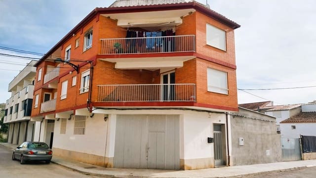 Apartamento de 10 habitaciones en Les Coves de Vinromà en venta con garaje - 198.000 € (Ref: 9563703)