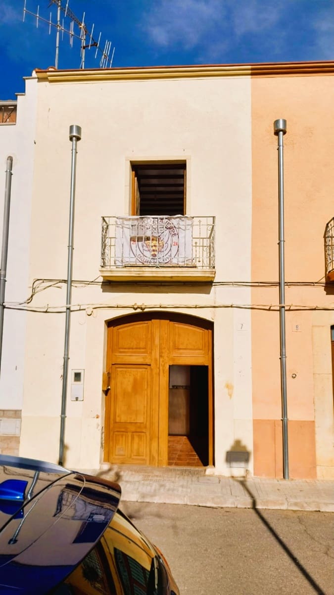 Casa de 5 habitaciones en Les Coves de Vinromà en venta - 79.000 € (Ref: 9565811)