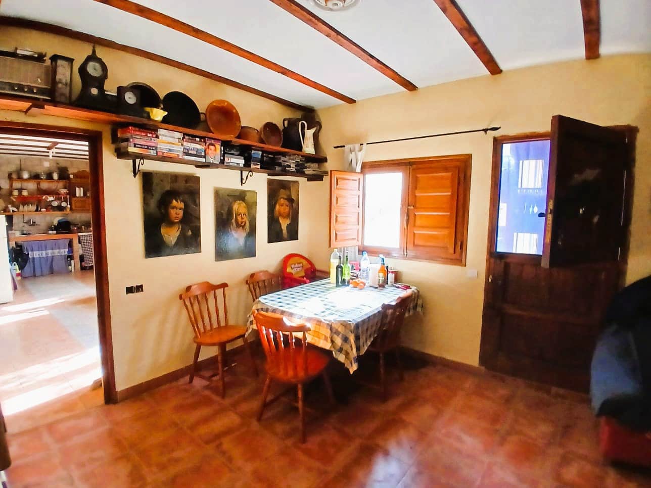 6 bedroom Finca/Country House for sale in Sierra Engarceran with garage - € 149,000 (Ref: 9722670)