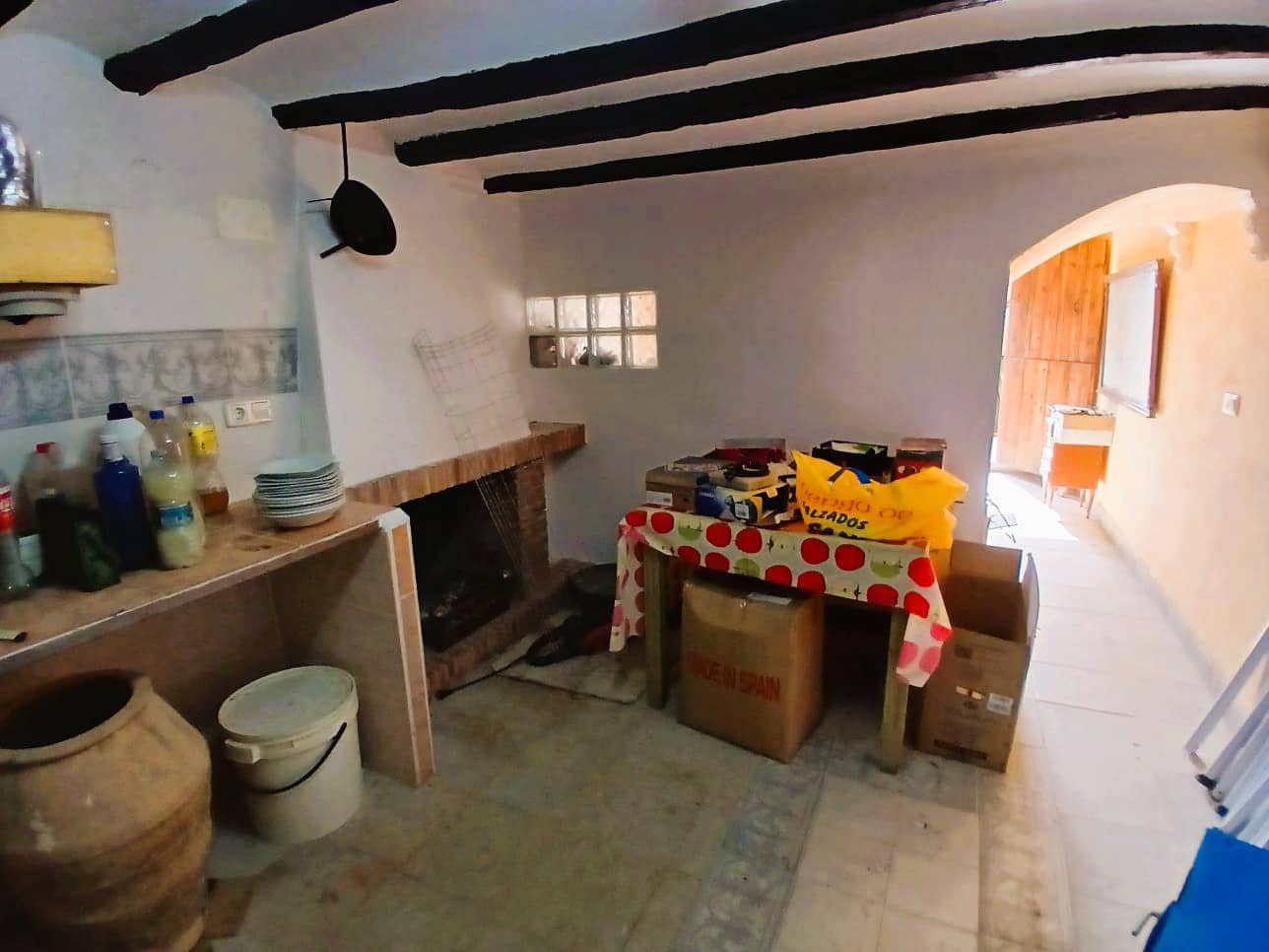 6 bedroom Finca/Country House for sale in Sierra Engarceran with garage - € 149,000 (Ref: 9722670)