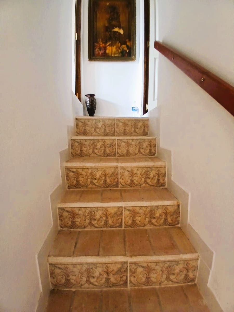 6 bedroom Finca/Country House for sale in Sierra Engarceran with garage - € 149,000 (Ref: 9722670)