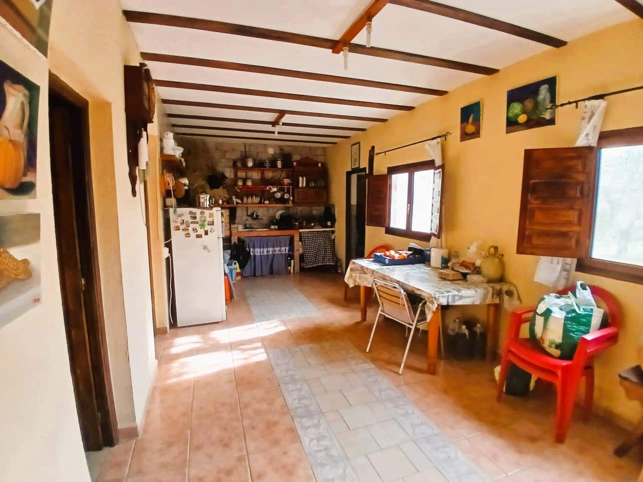 6 bedroom Finca/Country House for sale in Sierra Engarceran with garage - € 149,000 (Ref: 9722670)