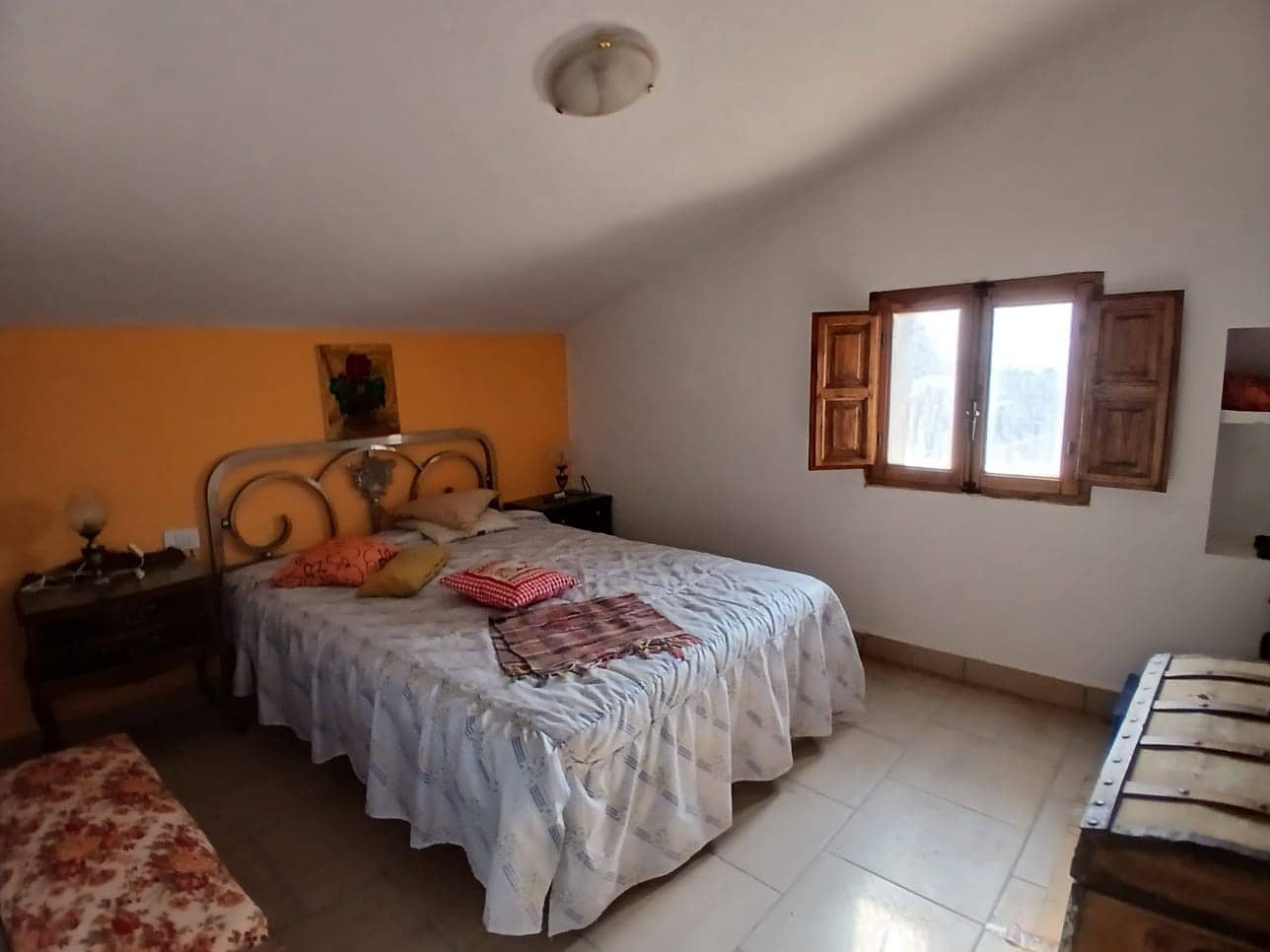 6 bedroom Finca/Country House for sale in Sierra Engarceran with garage - € 149,000 (Ref: 9722670)