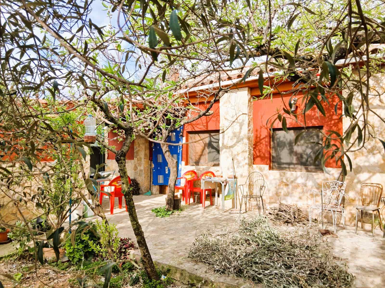 6 bedroom Finca/Country House for sale in Sierra Engarceran with garage - € 149,000 (Ref: 9722670)