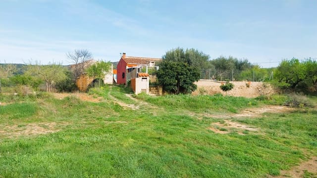 6 soverom Finca/Herregård til salgs i Sierra Engarcerán med garasje - € 149 000 (Ref: 9722670)