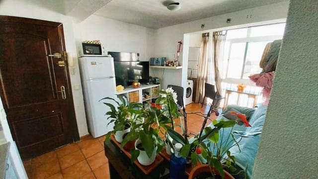 1 slaapkamer Strandappartement te koop in Sitio de Calahonda, Mijas met zwembad - € 225.000 (Ref: 9735930)