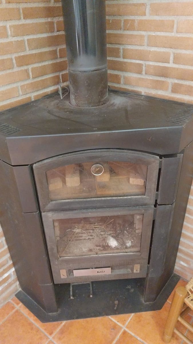 4 bedroom Finca/Country House for sale in Sierra Engarceran with garage - € 108,000 (Ref: 9925198)