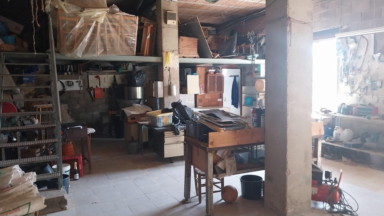 4 bedroom Finca/Country House for sale in Sierra Engarceran with garage - € 108,000 (Ref: 9925198)