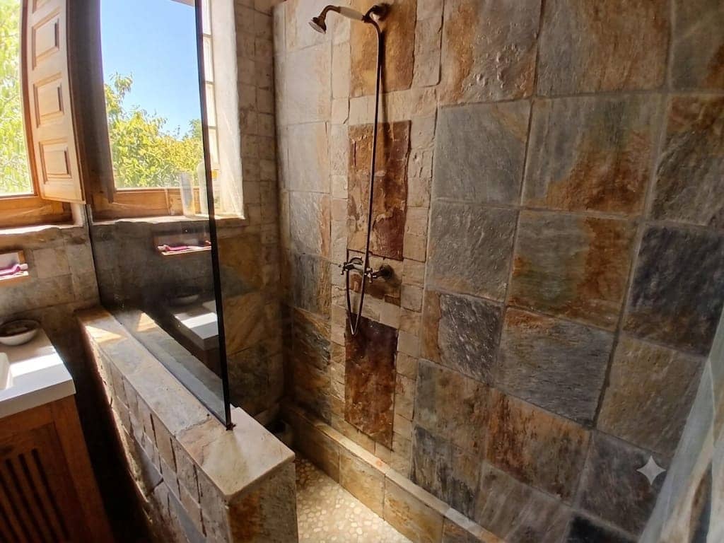 6 bedroom Finca/Country House for sale in Sierra Engarceran with pool garage - € 380,000 (Ref: 9976513)