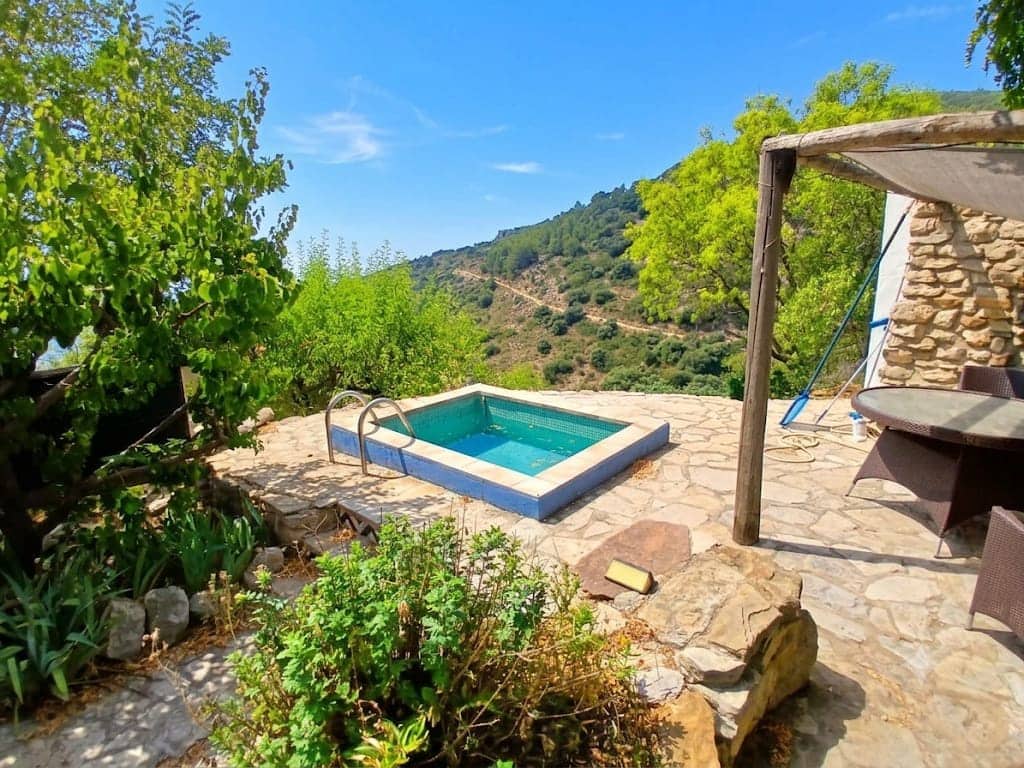 6 bedroom Finca/Country House for sale in Sierra Engarceran with pool garage - € 380,000 (Ref: 9976513)