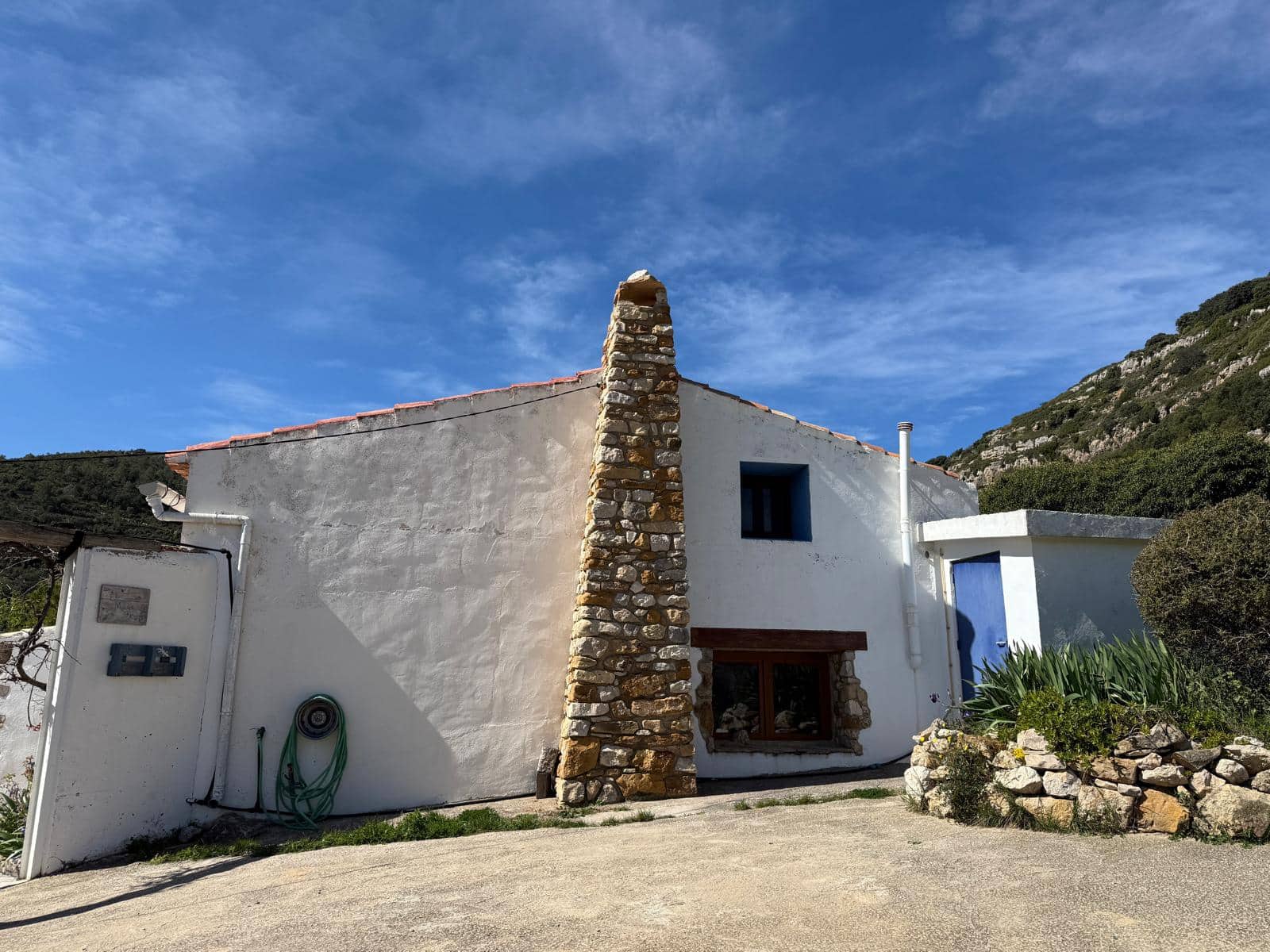 6 bedroom Finca/Country House for sale in Sierra Engarceran with pool garage - € 380,000 (Ref: 9976513)
