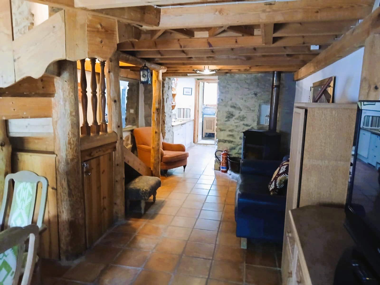 8 bedroom Finca/Country House for sale in Sierra Engarceran with pool garage - € 375,000 (Ref: 9976513)