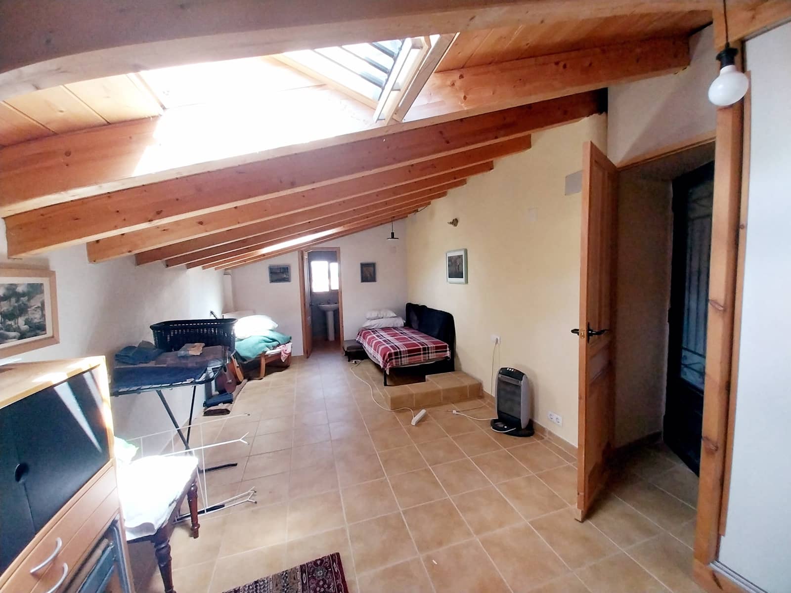 8 bedroom Finca/Country House for sale in Sierra Engarceran with pool garage - € 375,000 (Ref: 9976513)