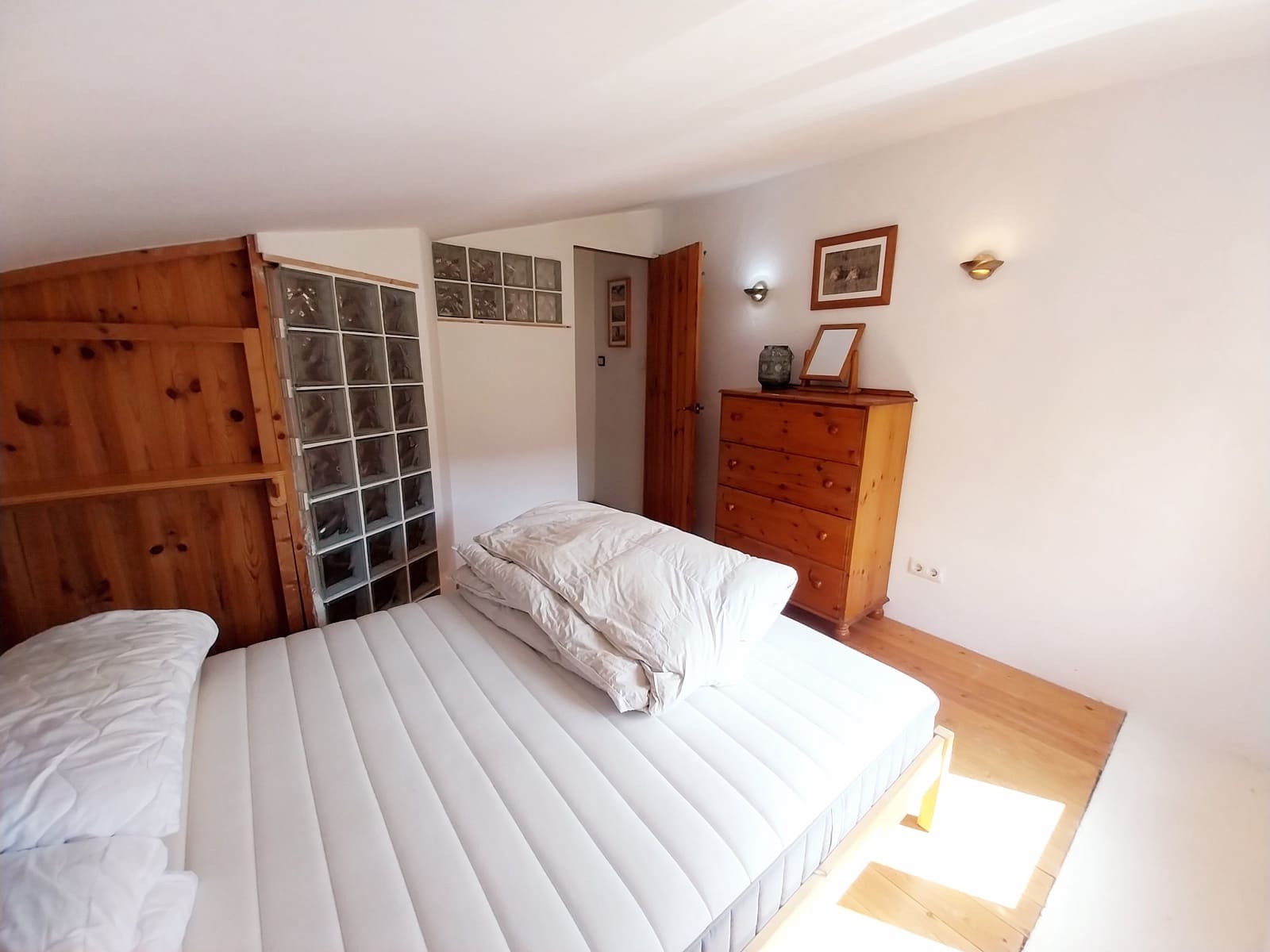 8 bedroom Finca/Country House for sale in Sierra Engarceran with pool garage - € 375,000 (Ref: 9976513)