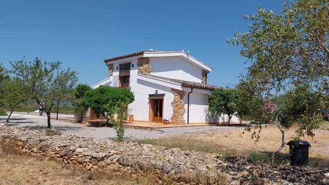 4 soveværelse Virksomhed til salg i Les Coves de Vinromà med swimmingpool garage - € 395.000 (Ref: 9985752)