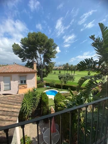 Pareado de 4 habitaciones en Guadalmina Alta, Marbella en venta con piscina garaje - 749.000 € (Ref: 9952871)