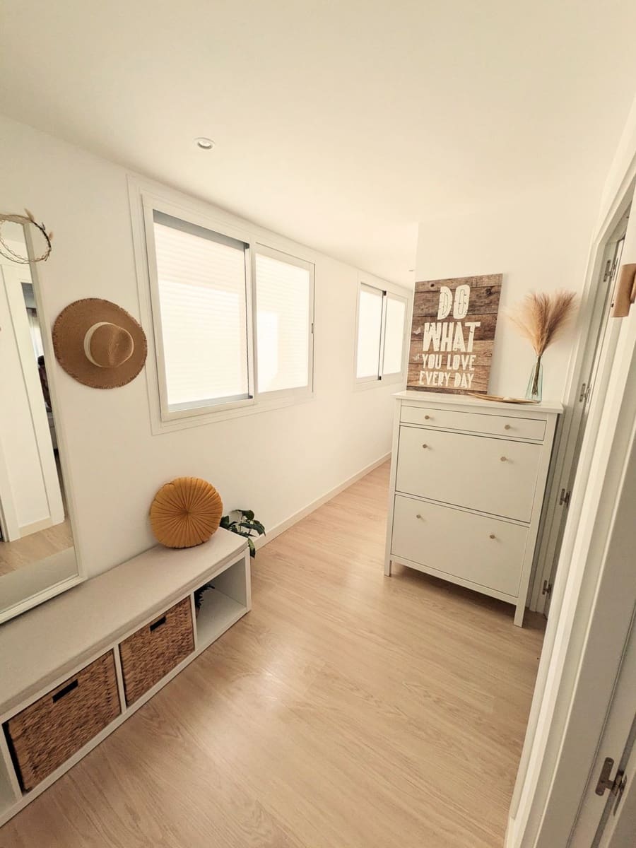 3 soverom Penthouse til salgs i Estepona med svømmebasseng garasje - € 689 000 (Ref: 9952873)