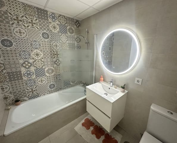 3 soverom Penthouse til salgs i Estepona med svømmebasseng garasje - € 689 000 (Ref: 9952873)