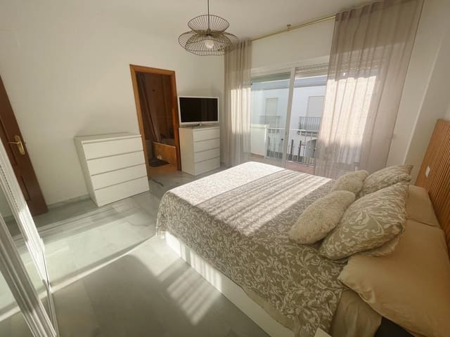 3 soverom Hus til salgs i Estepona med svømmebasseng garasje - € 655 000 (Ref: 9952874)