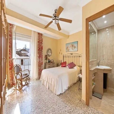5 soverom Leilighet til salgs i Estepona - € 650 000 (Ref: 9952876)