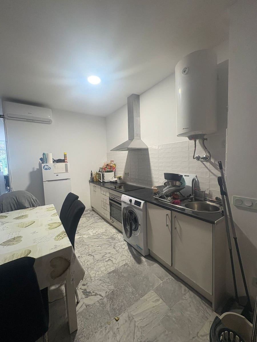 Studio à vendre à Bahia Dorada avec piscine - 193 000 € (Ref: 9952881)