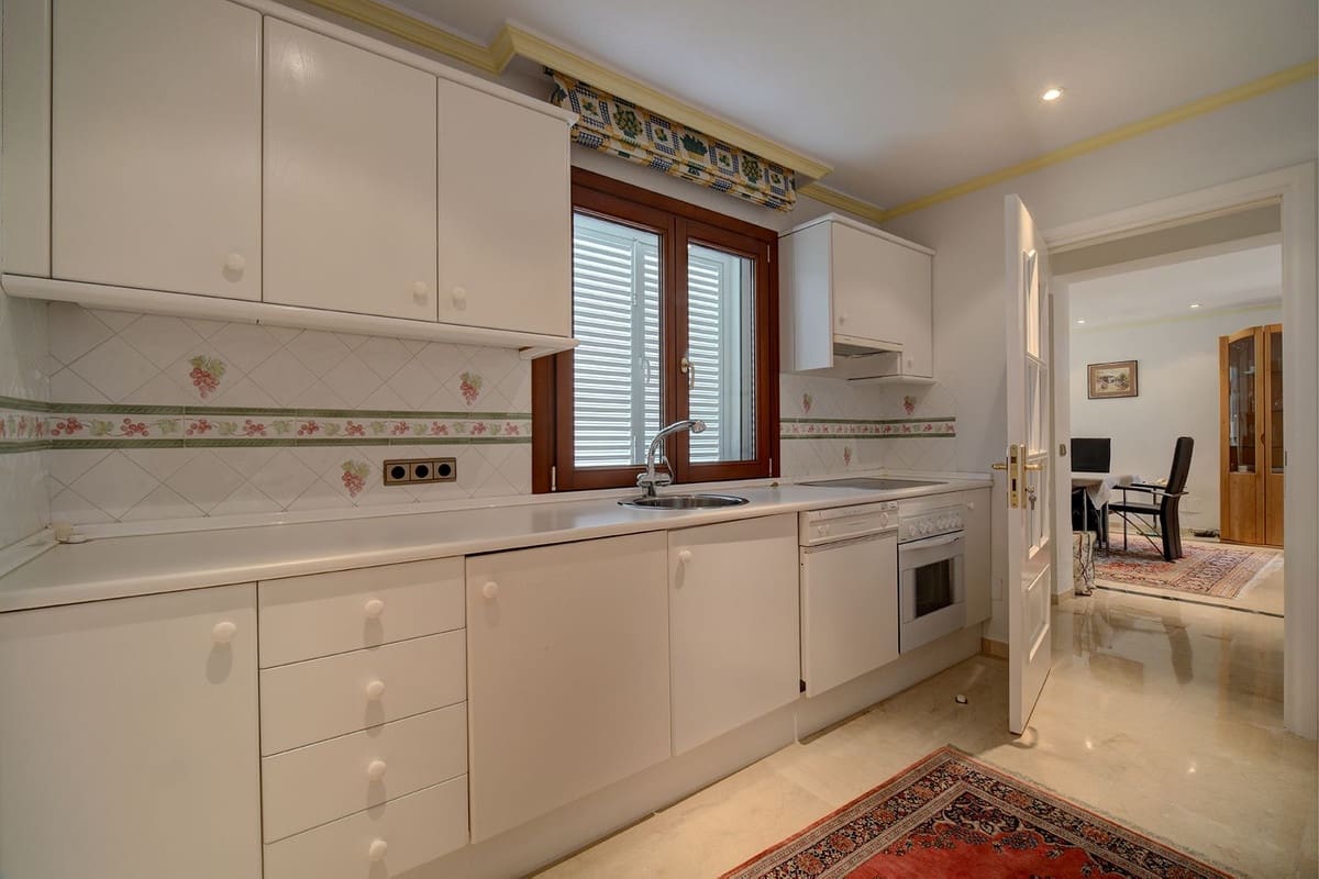 5 sovrum Villa till salu i Costalita med pool garage - 2 400 000 € (Ref: 9952884)