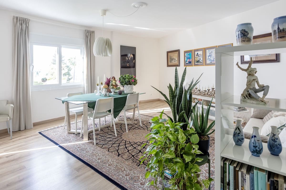2 camera da letto Appartamento in vendita in Nueva Andalucia con piscina garage - 495.000 € (Rif: 9952887)