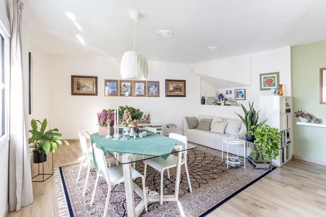 2 sypialnia Apartament na sprzedaż w Nueva Andalucia, Marbella z basenem garażem - 495 000 € (Ref: 9952887)