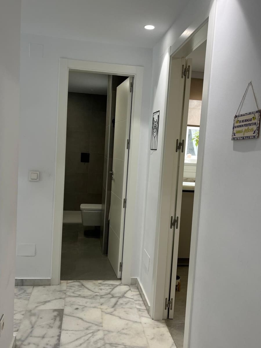 2 sovrum Lägenhet till salu i Estepona med pool - 399 000 € (Ref: 9952888)