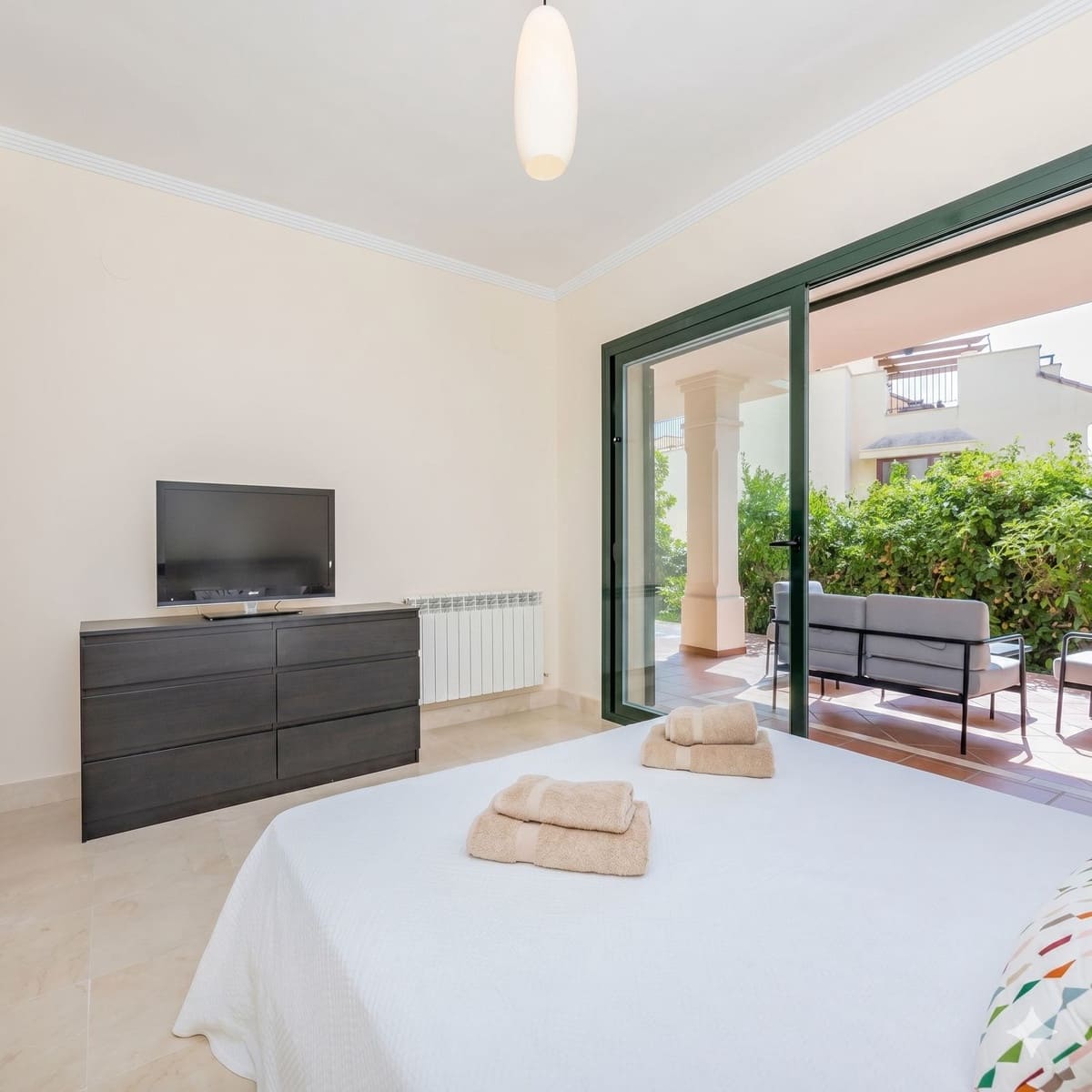 1 soveværelse Lejlighed til salg i Marbella med swimmingpool garage - € 465.000 (Ref: 9952889)