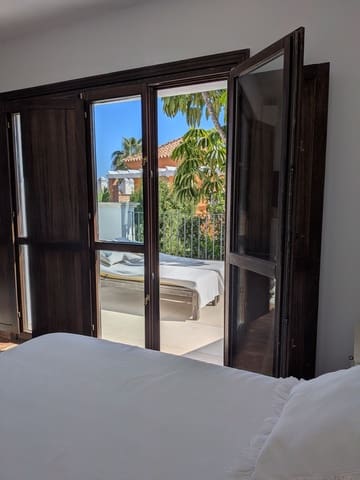 3 soverom Hus til salgs i Estepona med svømmebasseng garasje - € 729 000 (Ref: 9952890)