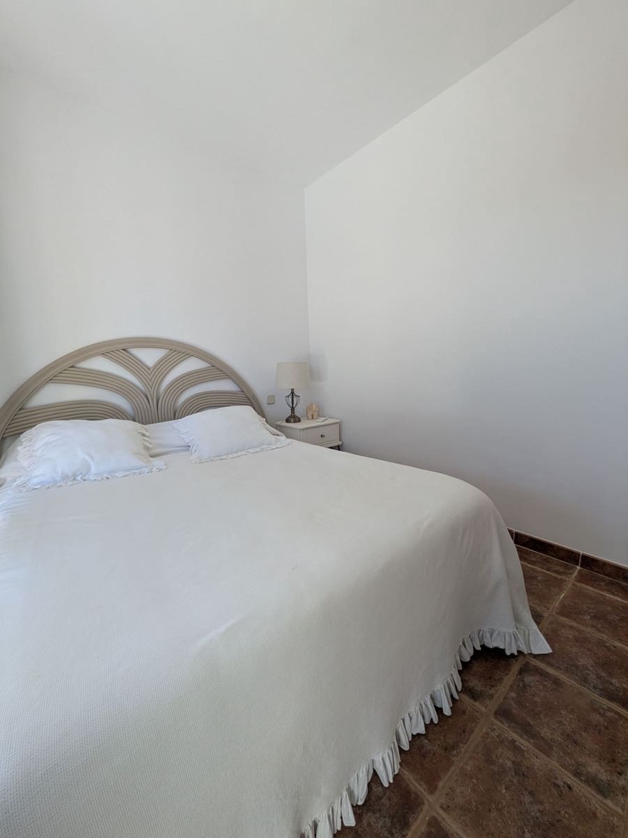 4 chambre Maison de Ville à vendre à Estepona avec piscine garage - 729 000 € (Ref: 9952890)