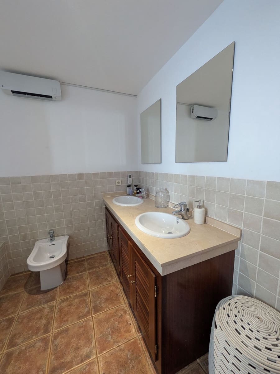 4 chambre Maison de Ville à vendre à Estepona avec piscine garage - 729 000 € (Ref: 9952890)