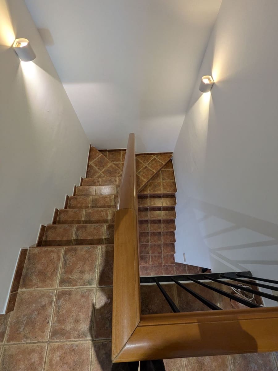 4 chambre Maison de Ville à vendre à Estepona avec piscine garage - 729 000 € (Ref: 9952890)