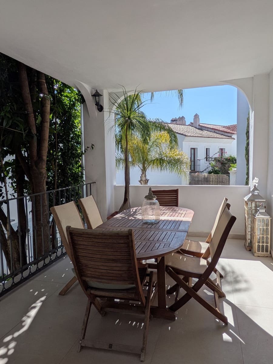 4 chambre Maison de Ville à vendre à Estepona avec piscine garage - 729 000 € (Ref: 9952890)